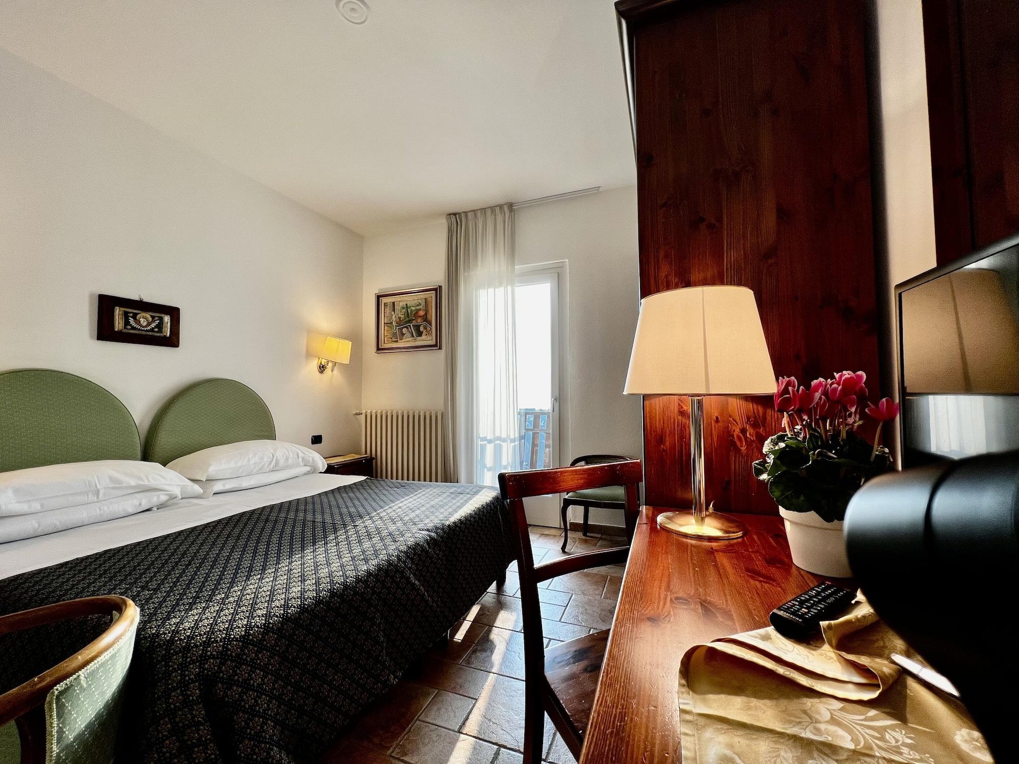 Aurora Hotel Castione della Presolana Ngoại thất bức ảnh