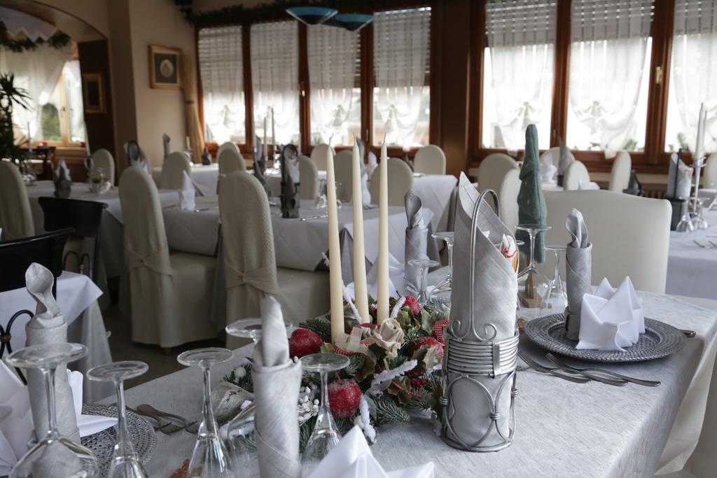 Aurora Hotel Castione della Presolana Ngoại thất bức ảnh